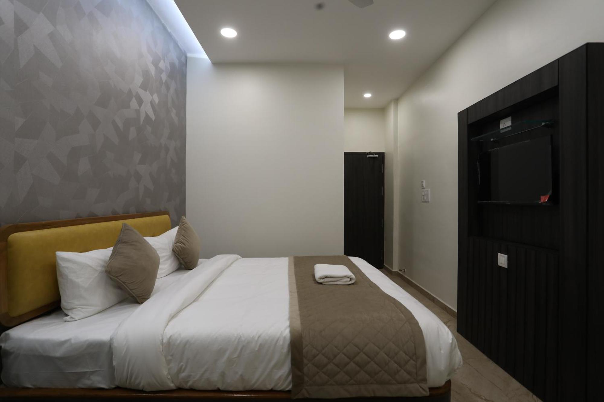 Hotel Ajinkya Palace ออรังกาบัด ภายนอก รูปภาพ